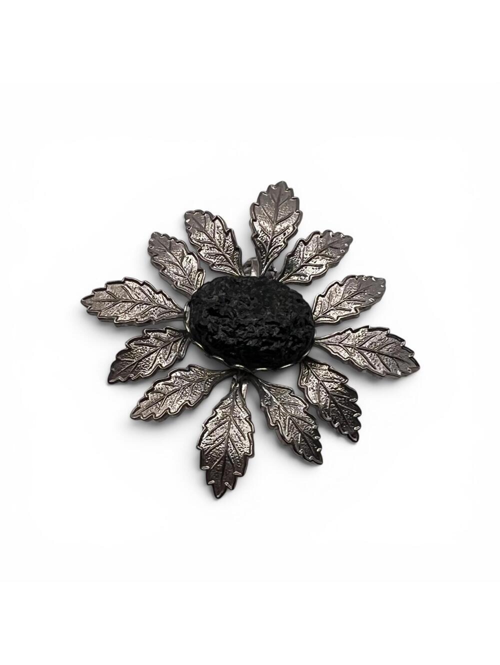 Vintage 70s Gunmetal Black Floral Whimsigoth Brooch Pin